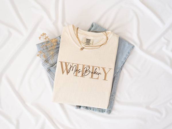 a t - shirt that says wybey on it